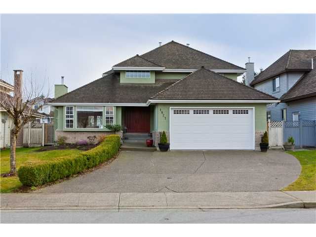 Main Photo: 1827 WALNUT in Coquitlam: Central Coquitlam House for sale in "LAURENTIAN HEIGHTS" : MLS®# V878735