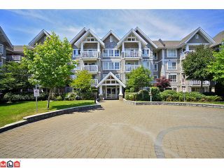 Photo 2: 413 20750 DUNCAN Way in Langley: Langley City Condo for sale in "Fairfield Lane" : MLS®# F1218289