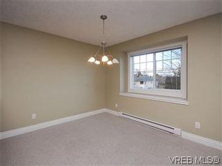 Photo 5: 645 Grenville Ave in VICTORIA: Es Rockheights House for sale (Esquimalt)  : MLS®# 597966