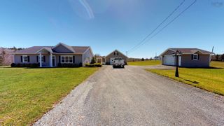 Photo 1: 576 Wallace Road in Hazel Glen: 108-Rural Pictou County Residential for sale (Northern Region)  : MLS®# 202208963