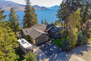 Photo 1: 5824 Brown Place, in Peachland: House for sale : MLS®# 10268916