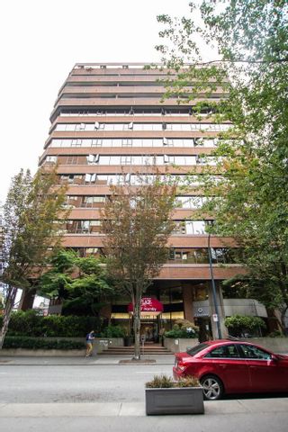 Photo 31: 814 1177 HORNBY Street in Vancouver: Downtown VW Condo for sale in "London Place" (Vancouver West)  : MLS®# R2869569