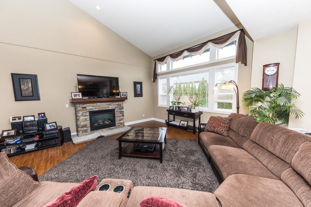 Photo 5: Photos: 13640 229A Street in Maple Ridge: Silver Valley House for sale : MLS®# R2237050
