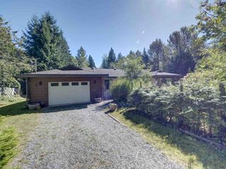 Photo 4: 834 PARK Road in Gibsons: Gibsons & Area House for sale (Sunshine Coast)  : MLS®# R2494965