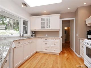 Photo 6: 2906 Tudor Ave in VICTORIA: SE Ten Mile Point House for sale (Saanich East)  : MLS®# 732626