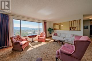 Photo 7: 892 Mount Royal Drive in Kelowna: House for sale : MLS®# 10312978