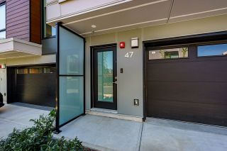 Photo 2: 47 3597 MALSUM Drive in North Vancouver: Roche Point Townhouse for sale in "SEYMOUR VILLAGE 3" : MLS®# R2569256