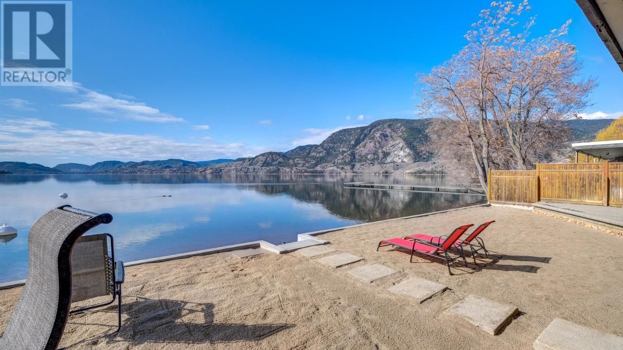 Main Photo: 270 SOUTH BEACH Drive, in Penticton: House for sale : MLS®# 199829