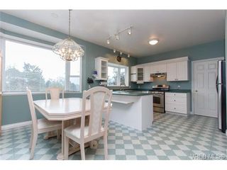 Photo 5: 310 Island Hwy in VICTORIA: VR View Royal Half Duplex for sale (View Royal)  : MLS®# 719165