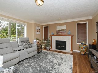 Photo 14: 1136 Lucille Dr in Central Saanich: CS Brentwood Bay House for sale : MLS®# 838973