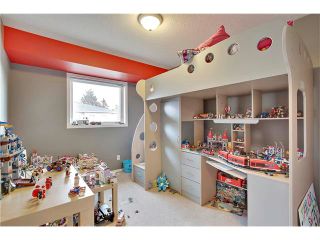 Photo 18: 485 REGAL Park NE in Calgary: Renfrew House for sale : MLS®# C4054318