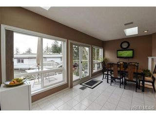 Photo 7: 15 1063 Valewood Trail in VICTORIA: SE Broadmead Row/Townhouse for sale (Saanich East)  : MLS®# 724712