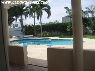 Photo 19: Playa Blanca Villa for Sale!