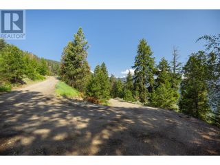 Photo 8: 7250 Highway 97 S in Peachland: House for sale : MLS®# 10301696