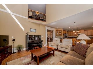Photo 12: 12070 59 Avenue in Surrey: Panorama Ridge House for sale in "Boundary Park" : MLS®# R2275797