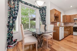 Photo 14: 7 6211 W BOUNDARY Drive in Surrey: Panorama Ridge Townhouse for sale in "Lakewood Heights" : MLS®# R2805300