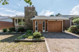 Photo 1: 18 Batterswood Drive in Toronto: Tam O'Shanter-Sullivan House (Bungalow) for sale (Toronto E05)  : MLS®# E5778516