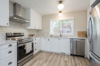 Photo 2: 46216 GREENWOOD Drive in Chilliwack: Sardis East Vedder House for sale (Sardis)  : MLS®# R2693175