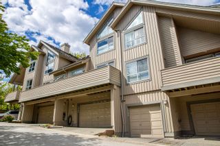 Photo 3: 2902 PANORAMA Drive in Coquitlam: Westwood Plateau Townhouse for sale in "SILVER OAKS" : MLS®# R2879230