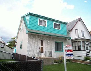 Photo 1: 231 UNION Avenue West in Winnipeg: East Kildonan Single Family Detached for sale (North East Winnipeg)  : MLS®# 2510979