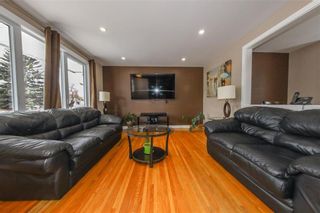 Photo 4: 745 Robin Hood Crescent in Winnipeg: East Kildonan Residential for sale (3B)  : MLS®# 202205604