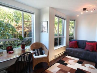 Photo 9: # 110 5760 HAMPTON PL in Vancouver: University VW Condo for sale in "West Hampstead" (Vancouver West)  : MLS®# V1024225