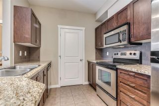 Photo 11: 207 2336 WHYTE Avenue in Port Coquitlam: Central Pt Coquitlam Condo for sale in "CENTREPOINTE" : MLS®# R2423932