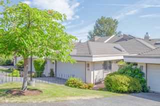 Photo 1: 34 4318 Emily Carr Dr in Saanich: SE Broadmead Row/Townhouse for sale (Saanich East)  : MLS®# 883625