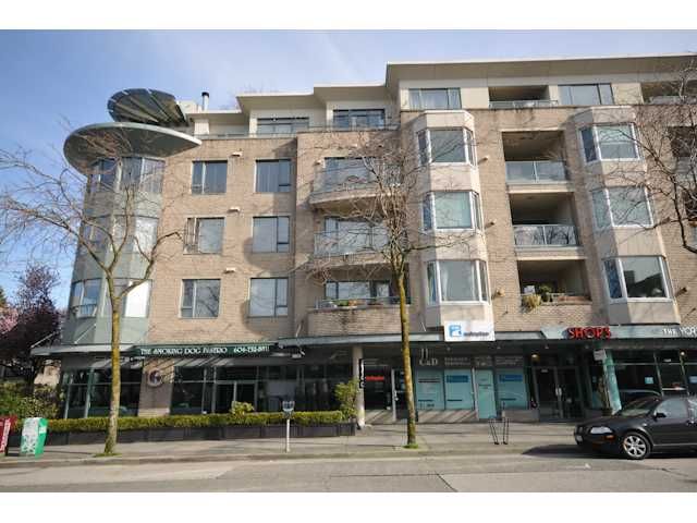 Main Photo: 207 1688 CYPRESS Street in Vancouver: Kitsilano Condo for sale in "YORKVILLE SOUTH" (Vancouver West)  : MLS®# V888402