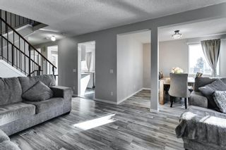 Photo 11: 31 Stradwick Place SW in Calgary: Strathcona Park Semi Detached for sale : MLS®# A1119381