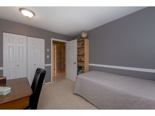 Photo 15: 208 5375 205 Street in Langley: Langley City Condo for sale in "GLENMONT PARK" : MLS®# R2295267