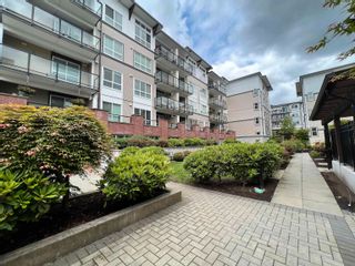 Photo 7: 303 6468 195A STREET in Surrey: Clayton Condo for sale (Cloverdale)  : MLS®# R2695517