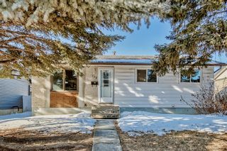Photo 1: 132 Foritana Road SE in Calgary: Forest Heights Detached for sale : MLS®# A2034683