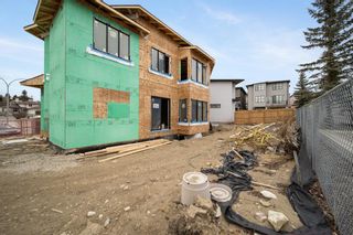 Photo 9: 18 Straddock Bay SW Calgary Home For Sale