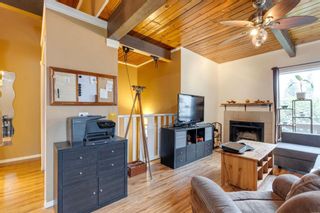Photo 3: 150 Oaktree Lane SW in Calgary: Oakridge Semi Detached (Half Duplex) for sale : MLS®# A2058320