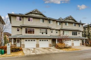 Photo 1: 20 CRYSTAL SHORES Cove: Okotoks Row/Townhouse for sale : MLS®# C4238313