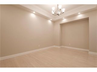 Photo 3: 129 SIMCOE Crescent SW in Calgary: Signal Hill House for sale : MLS®# C4106830