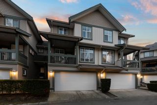 Photo 1: 69 6050 166 Street in Surrey: Cloverdale BC Townhouse for sale in "Westfield" (Cloverdale)  : MLS®# R2739360