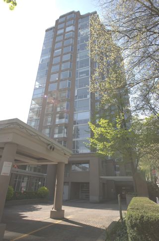 Photo 2: 1002 2668 ASH Street in Vancouver: Fairview VW Condo for sale in "Cambridge Gardens" (Vancouver West)  : MLS®# R2775586