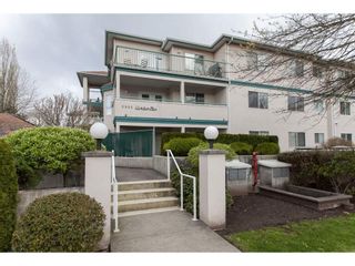 Photo 1: 202 5955 177B Street in Surrey: Cloverdale BC Condo for sale in "WINDSOR PLACE" (Cloverdale)  : MLS®# R2160255