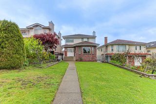 Main Photo: 3065 E 5TH Avenue in Vancouver: Renfrew VE House for sale (Vancouver East)  : MLS®# R2875705