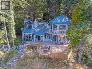 Photo 2: 1174 TENNYSON ROAD in Savary Island: House for sale : MLS®# 17451