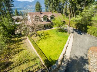 Photo 2: 3191 Northeast Upper Lakeshore Road in Salmon Arm: Upper Raven House for sale : MLS®# 10133310
