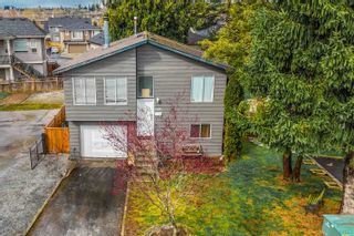Main Photo: 3419 JUNIPER Crescent in Abbotsford: Abbotsford East House for sale : MLS®# R2863968