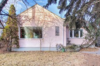 Photo 1: 1724 17 Avenue SW in Calgary: Scarboro Detached for sale : MLS®# A1053518