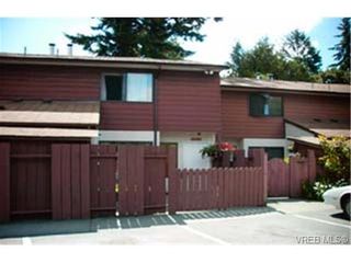 Photo 1: 11 1063 Goldstream Ave in VICTORIA: La Langford Proper Row/Townhouse for sale (Langford)  : MLS®# 288832