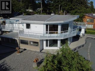 Photo 4: 9661 RANDOM ROAD in Powell River: House for sale : MLS®# 17289