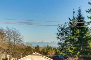 Photo 2: 15577 17A Avenue in Surrey: King George Corridor House for sale (South Surrey White Rock)  : MLS®# R2272172