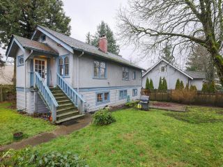 Photo 3: 1106 SIXTH Avenue in New Westminster: Uptown NW House for sale : MLS®# R2840099