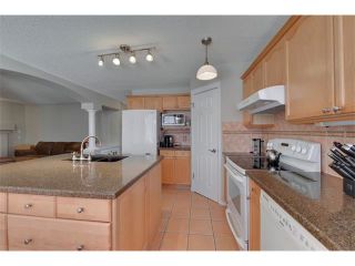 Photo 8: 83 MT SELKIRK Close SE in Calgary: McKenzie Lake House for sale : MLS®# C4066159